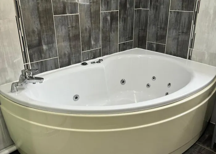 Bethel Hyde Park Лідс