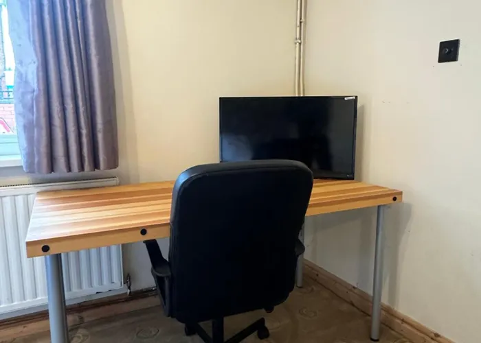 Bethel Hyde Park * 리즈