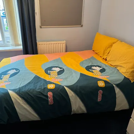 Δωμάτια σε οικογενειακή κατοικία Bethel Hyde Park Λιντς