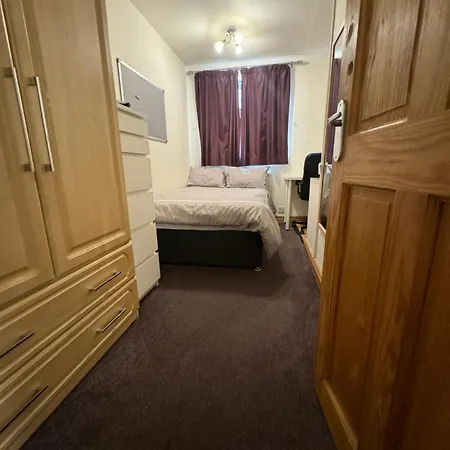 Δωμάτια σε οικογενειακή κατοικία Bethel Hyde Park *